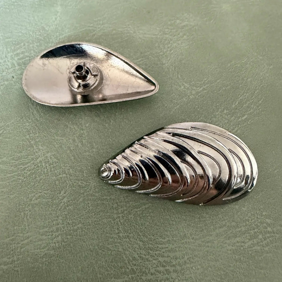 Snap fasteners E-2278 Gun Metal 40 mm – 4 pieces, "Teardrop" design, Luxury model