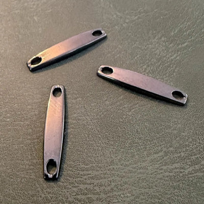 Metal labels E-2297 Gun Metal 2 x 0.4 cm – Delicate design for laser branding