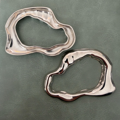 Metal buckle E-2320 Silver 6 cm – Unique shape, Designer buckle for belts and clothing