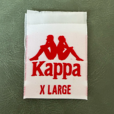 Jacquard woven label LBL 0052 10 x 4 cm – double-sided white with red letters, soft premium design, with logo