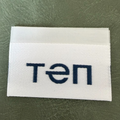 Jacquard woven label LBL 0057 5 x 4.5 cm – double-sided white with blue letters, soft premium design, with logo