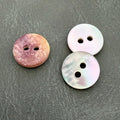 SHELL AGOYA CLASSIC 2H – Classic 2-hole Akoya mother-of-pearl buttons, durable and elegant