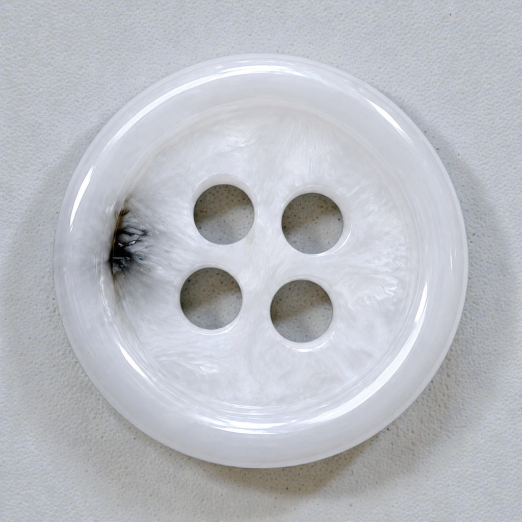 White urea shirt buttons PUB 2638 Col 0001 – 9, 10 and 11 mm