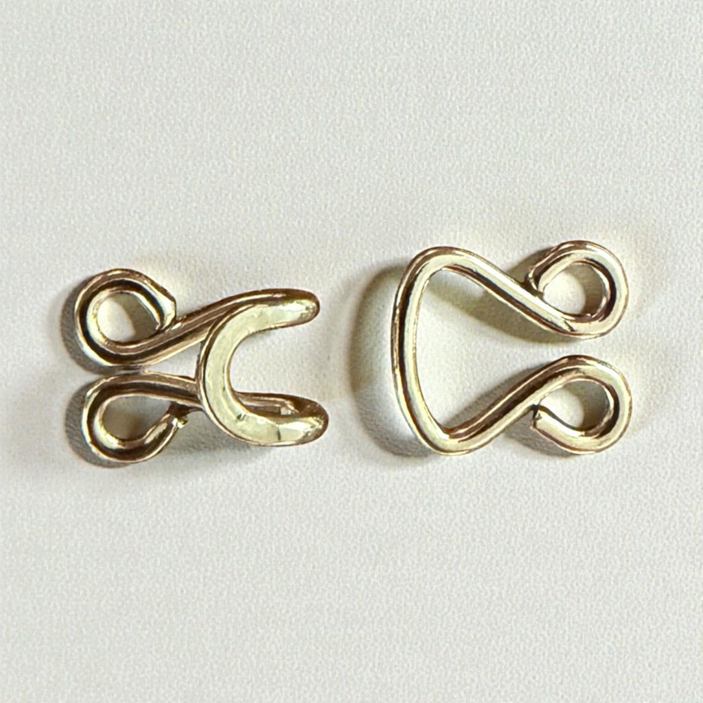 High-quality M330 wire buttons – 20 mm gold