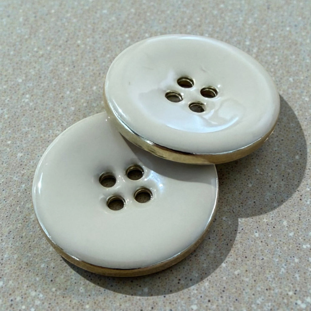 Metal buttons with a light brown finish 6104047 Col 613 – 22 mm handmade
