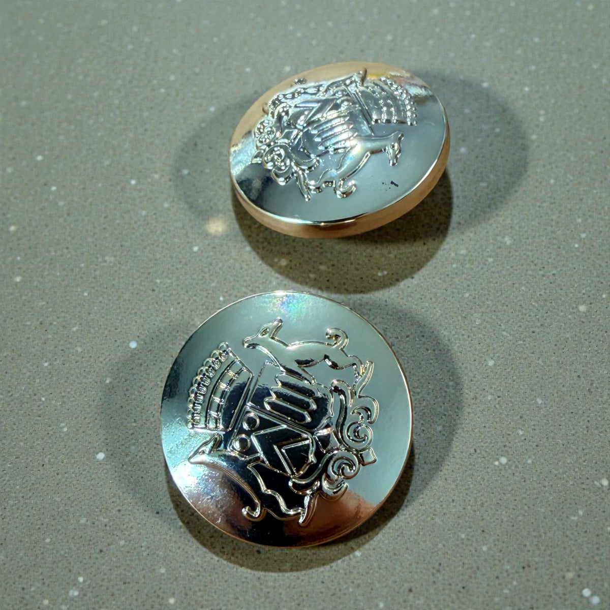 Gold metal shank buttons MC 2110 PG Col 315 – 22 mm