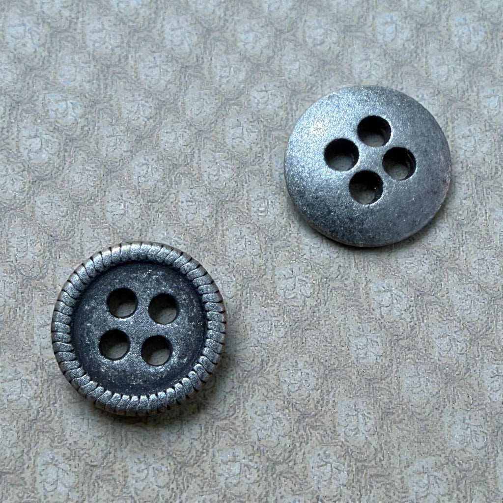 Metal shirt buttons DD 20387 – 11 mm 4 holes antique silver