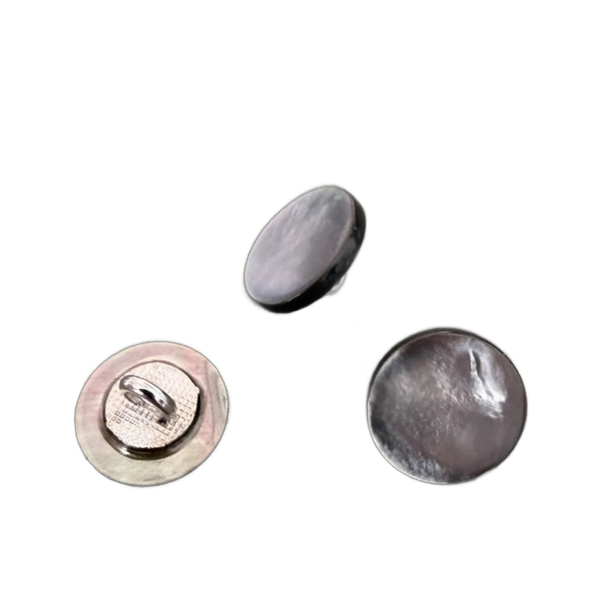 SHELL 08 SMOKE / GRAY – Луксозни седефени копчета Trocas със столче (shank), дизайнерски за мъжки и дамски дрехи