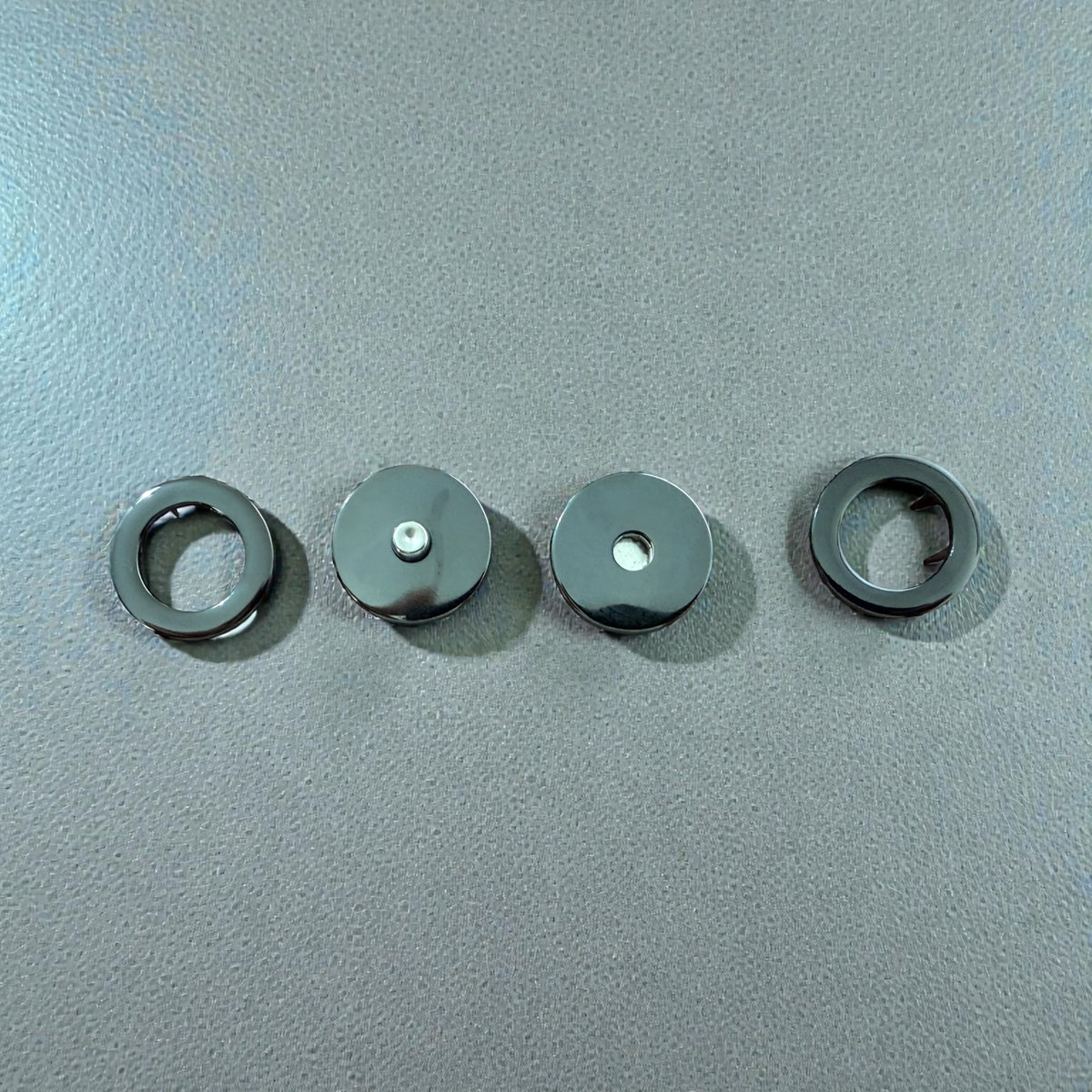 Special HK 305 ring-type snap fasteners – 18 mm and 22 mm, Gun Metal
