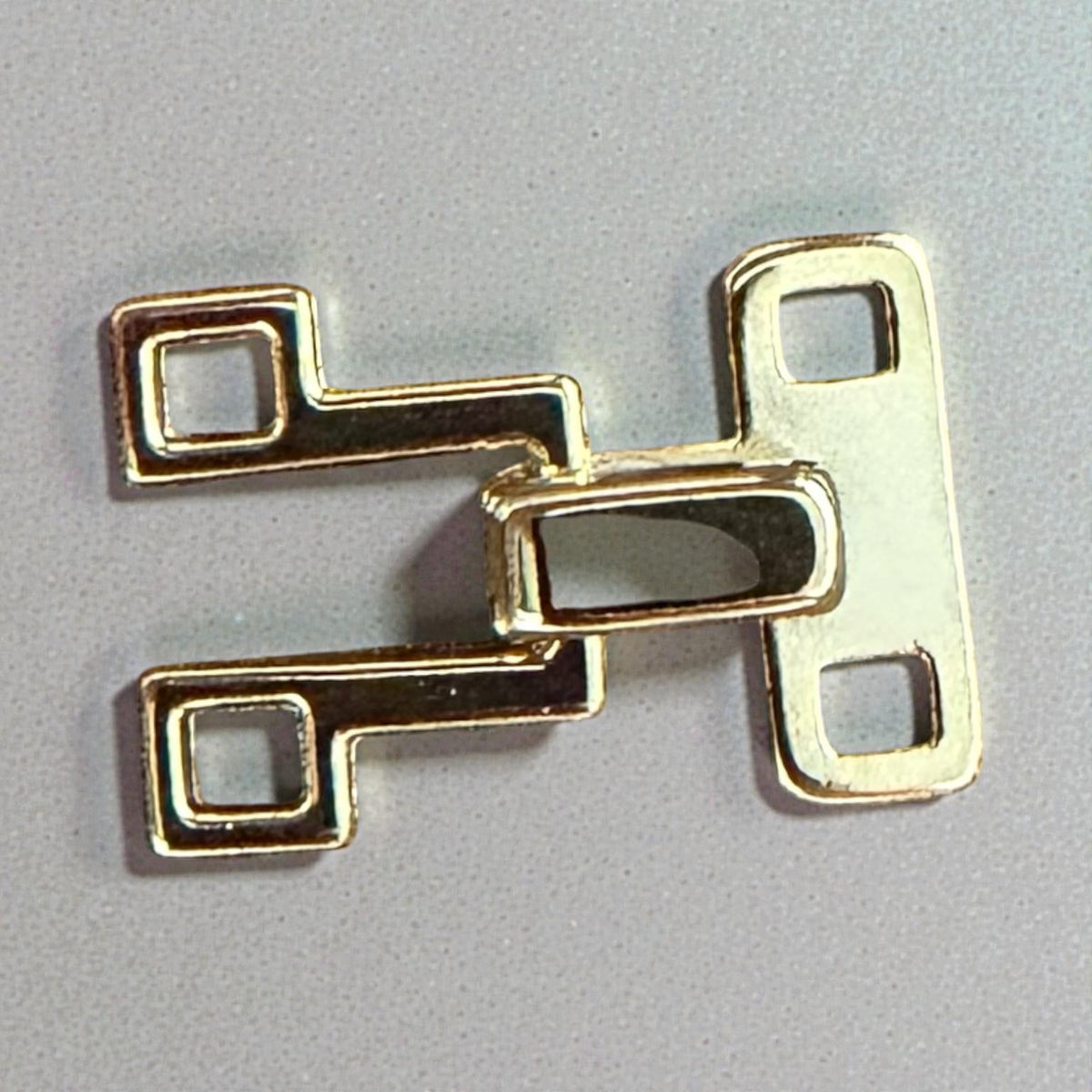 Luxury wire buttons V1-233-00147Z – 20 mm Gold
