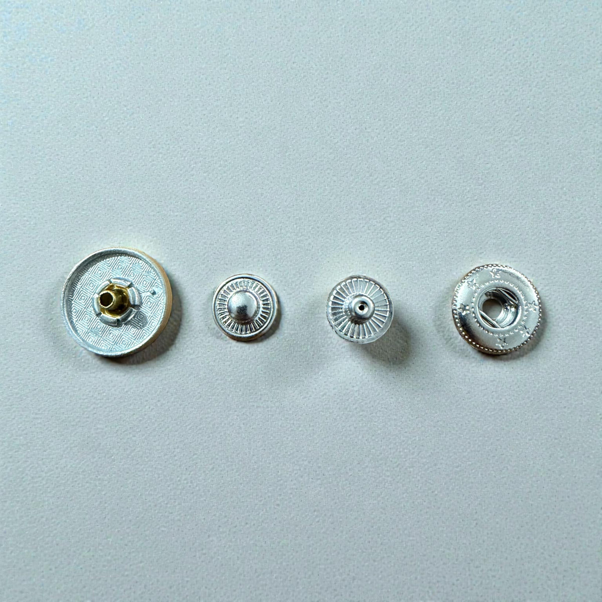 Luxury snap buttons 270504-LRYY – 18 mm khaki