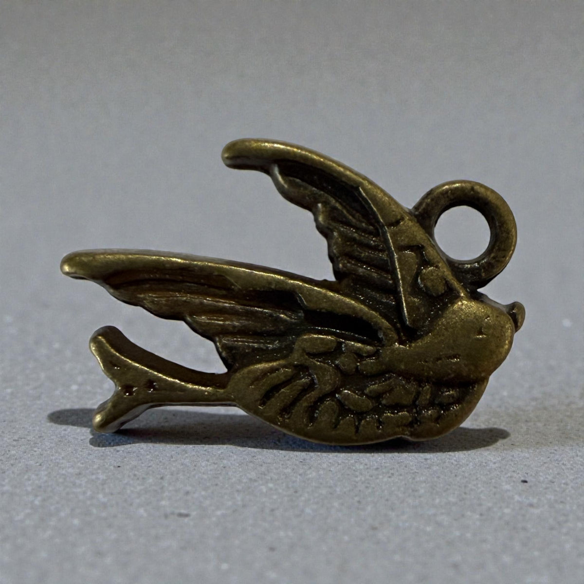 Zipper pull AA 800659 – 20 mm antique brass